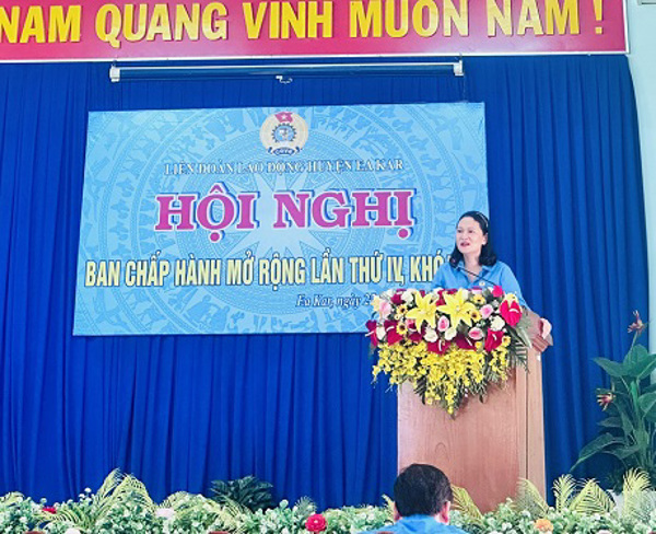 Liên đoàn Lao động huyện Ea Kar tổ chức Hội nghị Ban Chấp hành mở rộng lần thứ tư, khóa VII, nhiệm kỳ 2023 – 2028