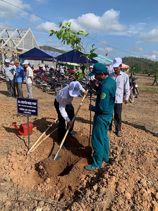 Hưởng ứng, tham gia “Tết trồng cây” nhân Kỷ niệm 134 năm Ngày sinh của Chủ tịch Hồ Chí Minh (19/5/1890-19/5/2024)