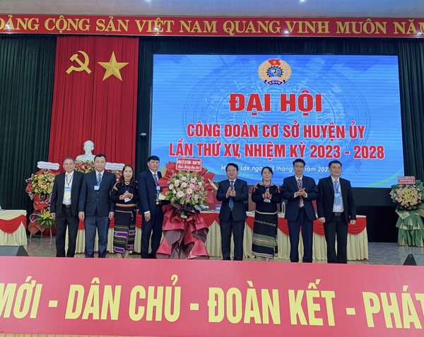 Liên đoàn Lao động huyện Lắk: Chỉ đạo Đại hội điểm  CĐCS Huyện ủy lần thứ XV, nhiệm kỳ 2023 – 2028