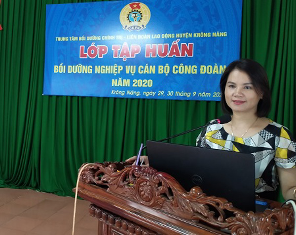 Huyện Krông Năng tổ chức Lớp tập huấn bồi dưỡng nghiệp vụ cán bộ công đoàn năm 2020