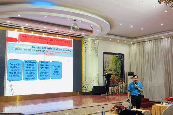 Công đoàn Đắk Lắk Tuyên truyền Luật Công đoàn và Luật Bảo hiểm xã hội năm 2025