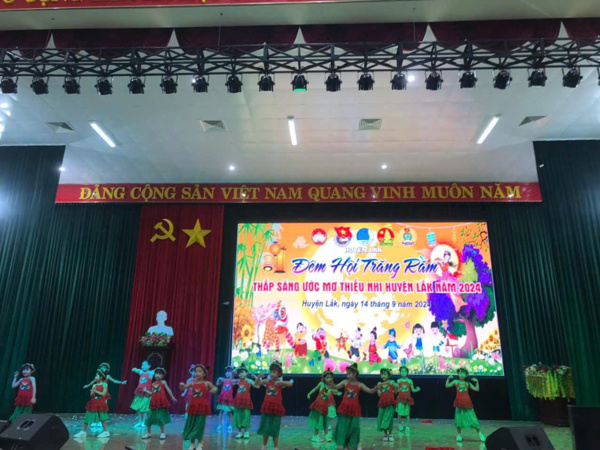 Chương trình Đêm hội Trăng rằm năm 2024 - Thắp sáng ước mơ thiếu nhi huyện Lắk