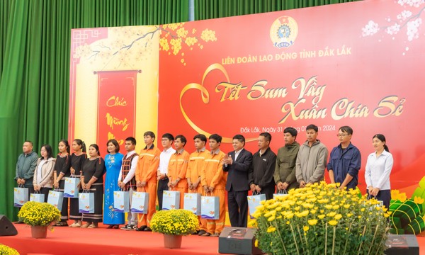 Chương trình “Tết sum vầy – Xuân chia sẻ” năm 2024 thiết thực, ý nghĩa với đoàn viên, người lao động
