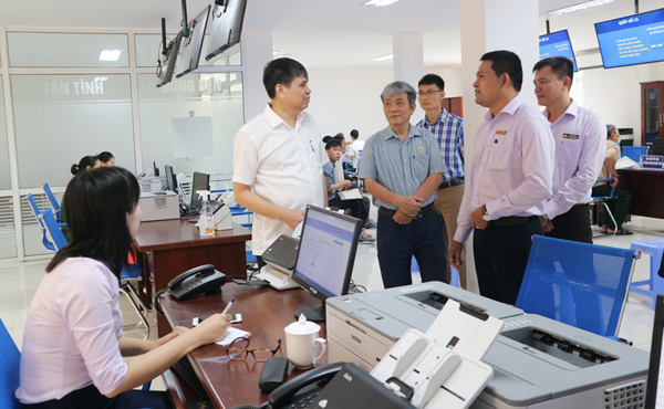 Cán bộ công chức, viên chức tinh giản biên chế trong trường hợp nào?