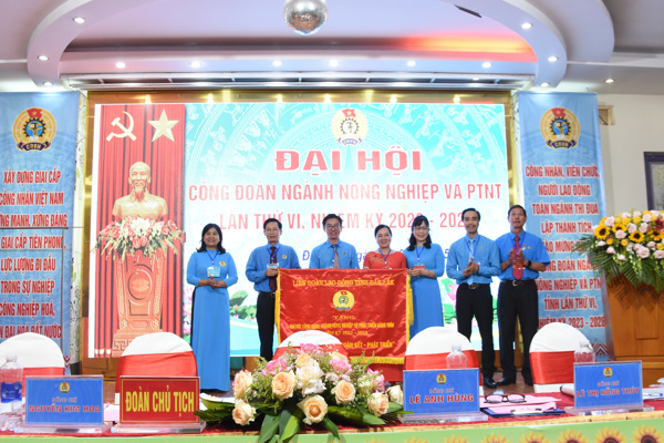 Đại hội Công đoàn ngành Nông nghiệp và Phát triển nông thôn lần thứ VI thành công tốt đẹp