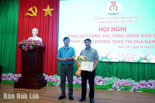 Công đoàn Viên chức tỉnh đã tổ chức Hội nghị tổng kết hoạt động Công đoàn năm 2024 và triển khai phương hướng nhiệm vụ năm 2025