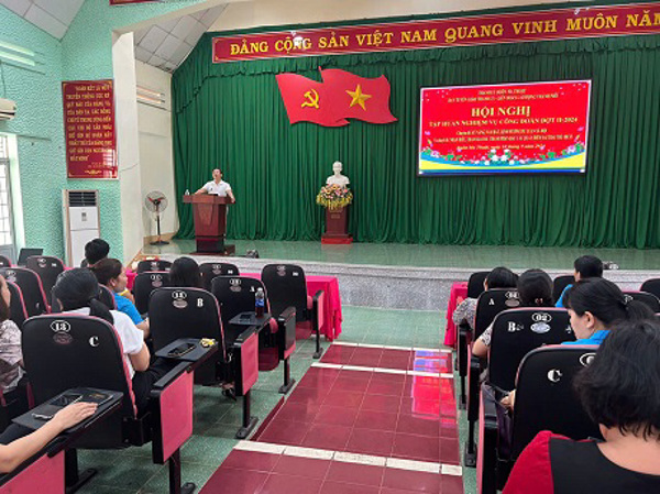 Liên đoàn Lao động thành phố Buôn Ma Thuột Tổ chức Hội nghị tập huấn nghiệp vụ công tác công đoàn, đợt 2 năm 2024
