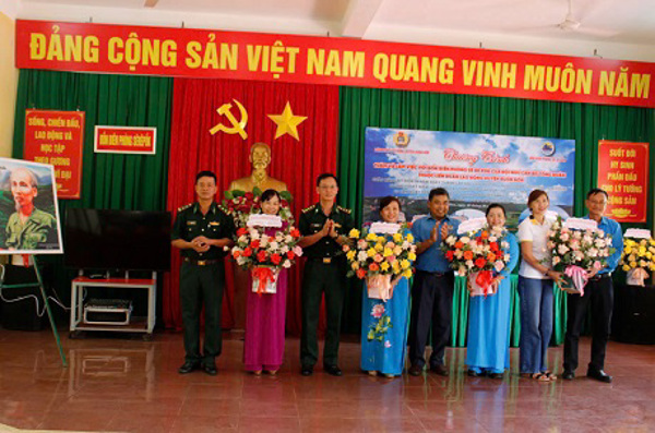 Liên đoàn Lao động huyện Buôn Đôn tổ chức hoạt động chào mừng Kỷ niệm 94 năm ngày thành lập hội LHPN Việt Nam 20/10