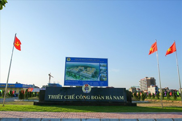 HUY ĐỘNG CÁC NGUỒN LỰC ĐỂ XÂY DỰNG NHÀ Ở, CÔNG TRÌNH VĂN HÓA PHỤC VỤ CNLĐ TẠI CÁC KCN, KCX