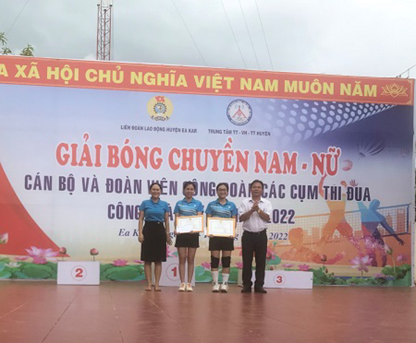 LĐLĐ EAKAR TỔ CHỨC GIẢI BÓNG CHUYỀN NAM, NỮ NĂM 2022